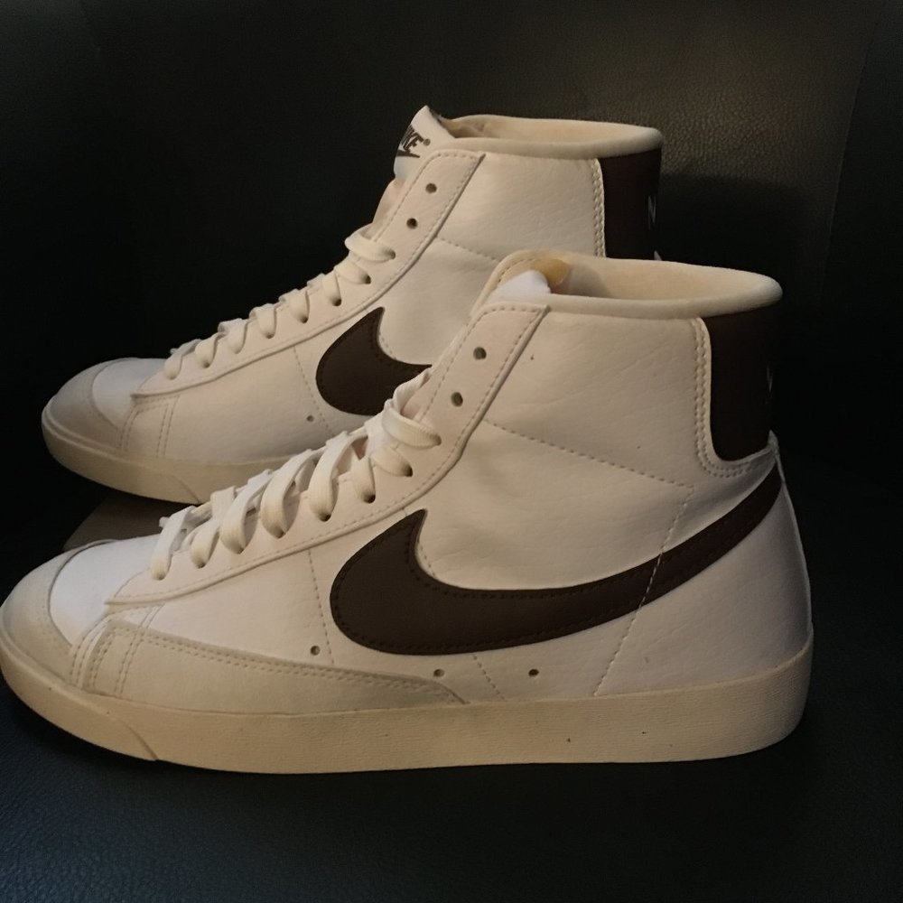 Nike Women's Blazer Mid '77 - Brown Women's Size 9.5
